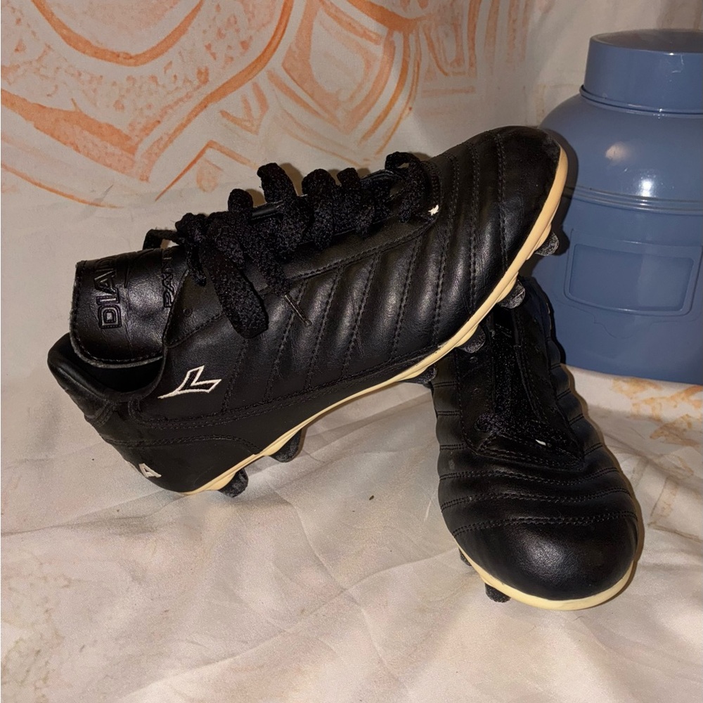 Diadora baseball shoes for youth boy